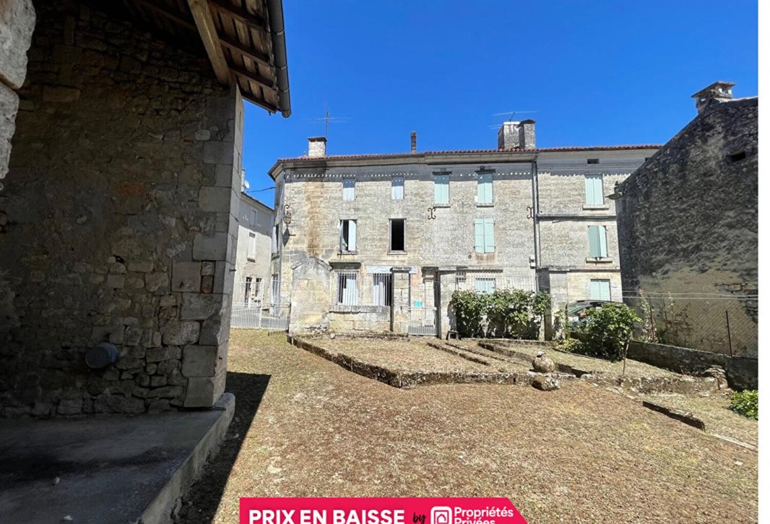 Maison  de village avec grange et jardin — photo 1