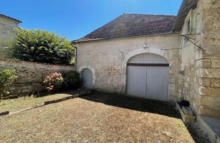 Maison  de village avec grange et jardin — photo 2