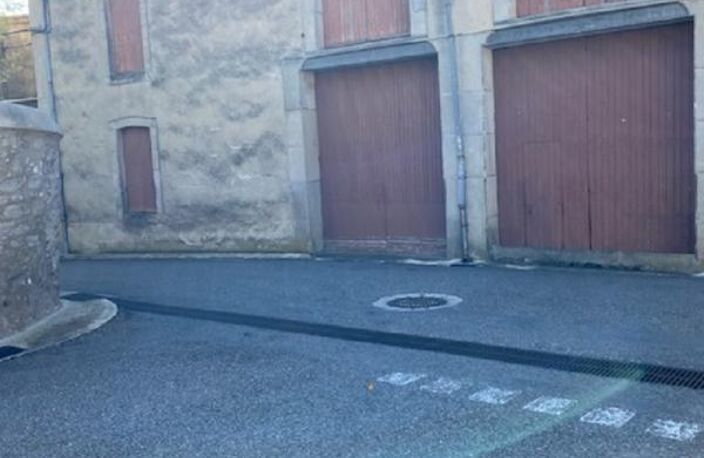 CAVE 400 m² SUR 2 ETAGES AVEC TOIT TERRASSE — photo 4