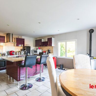 Maison 9 pièces 330000 €