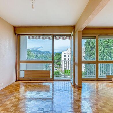 Appartement 4 pièces 175000 €