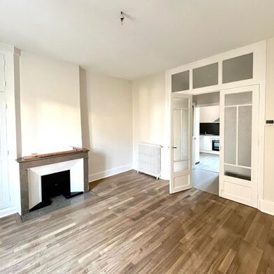 Appartement 3 pièces 670 €