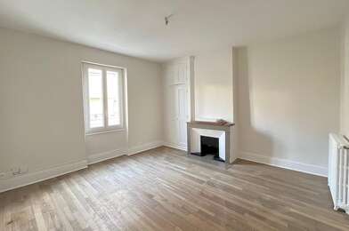 Appartement 3 pièces 670 €