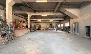 Immeuble  554 m² à vendre à Apt (84400)