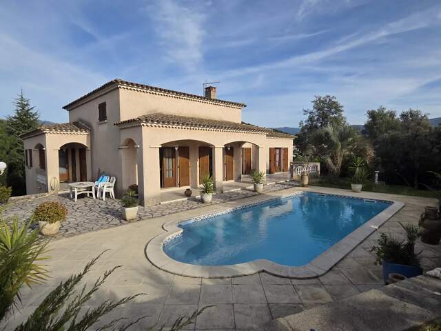 VILLA AFA F4/5 PISCINE — photo du bien