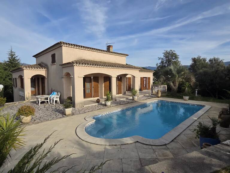 VILLA AFA F4/5 PISCINE — photo 1