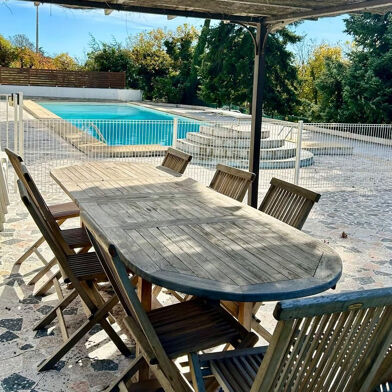 Appartement 4 pièces 258000 €