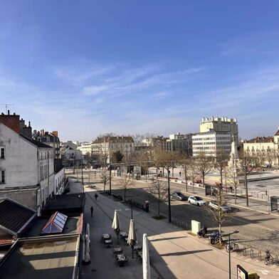 Appartement 3 pièces 119000 €