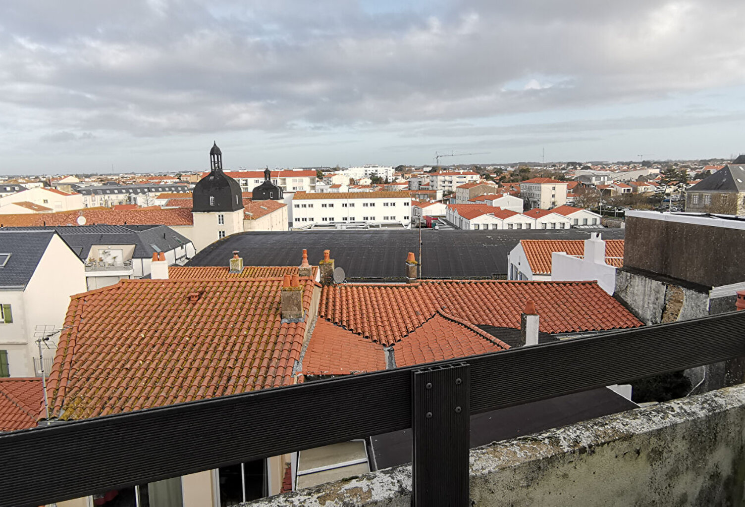 Les sables d'Olonne, centre ville , Appartement T2 — photo 1