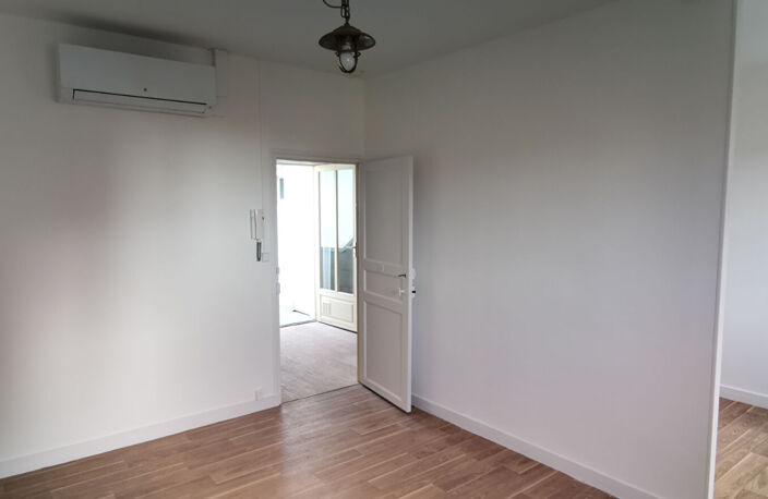 Les sables d'Olonne, centre ville , Appartement T2 — photo 2