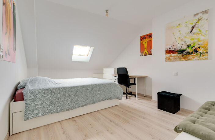 A VENDRE NANTES SAINT CLEMENT LUMINEUX ET SPACIEUX TYPE 2 AU DERNIER ETAGE — photo 5
