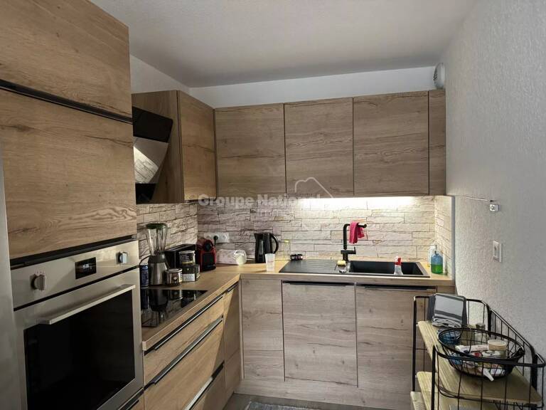 SIX-FOURS/LE BRUSC APPARTEMENT T2 AVEC GARAGE — photo 1