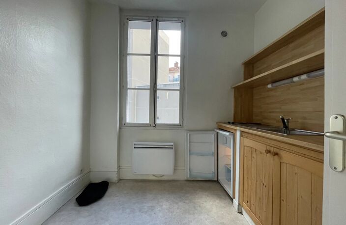 GRENOBLE - Appartement T2 — photo 3