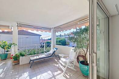 Appartement 3 pièces 826800 €