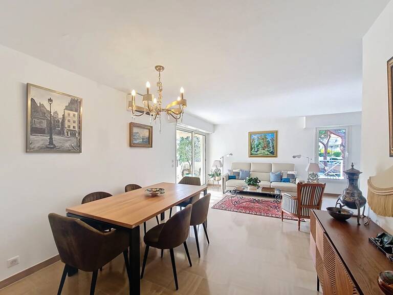 CANNES BASSE CALIFORNIE TERRASSE PISCINE — photo 1