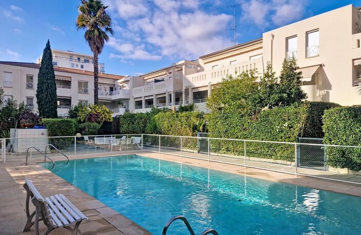 CANNES BASSE CALIFORNIE TERRASSE PISCINE — photo 5