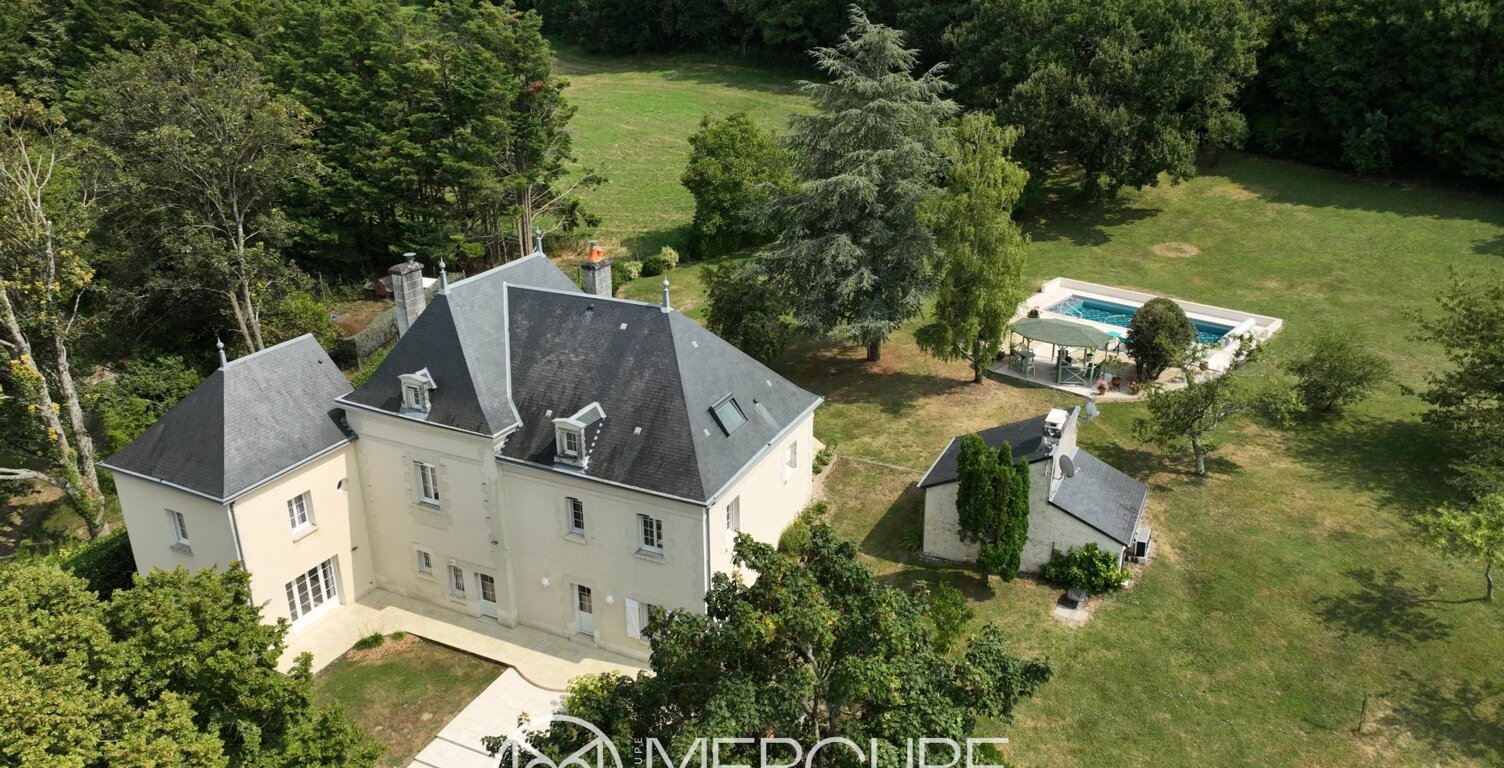 MAISON de MAITRE de 343 M² sur PARC de 7.400 M² avec PISCINE — photo 1