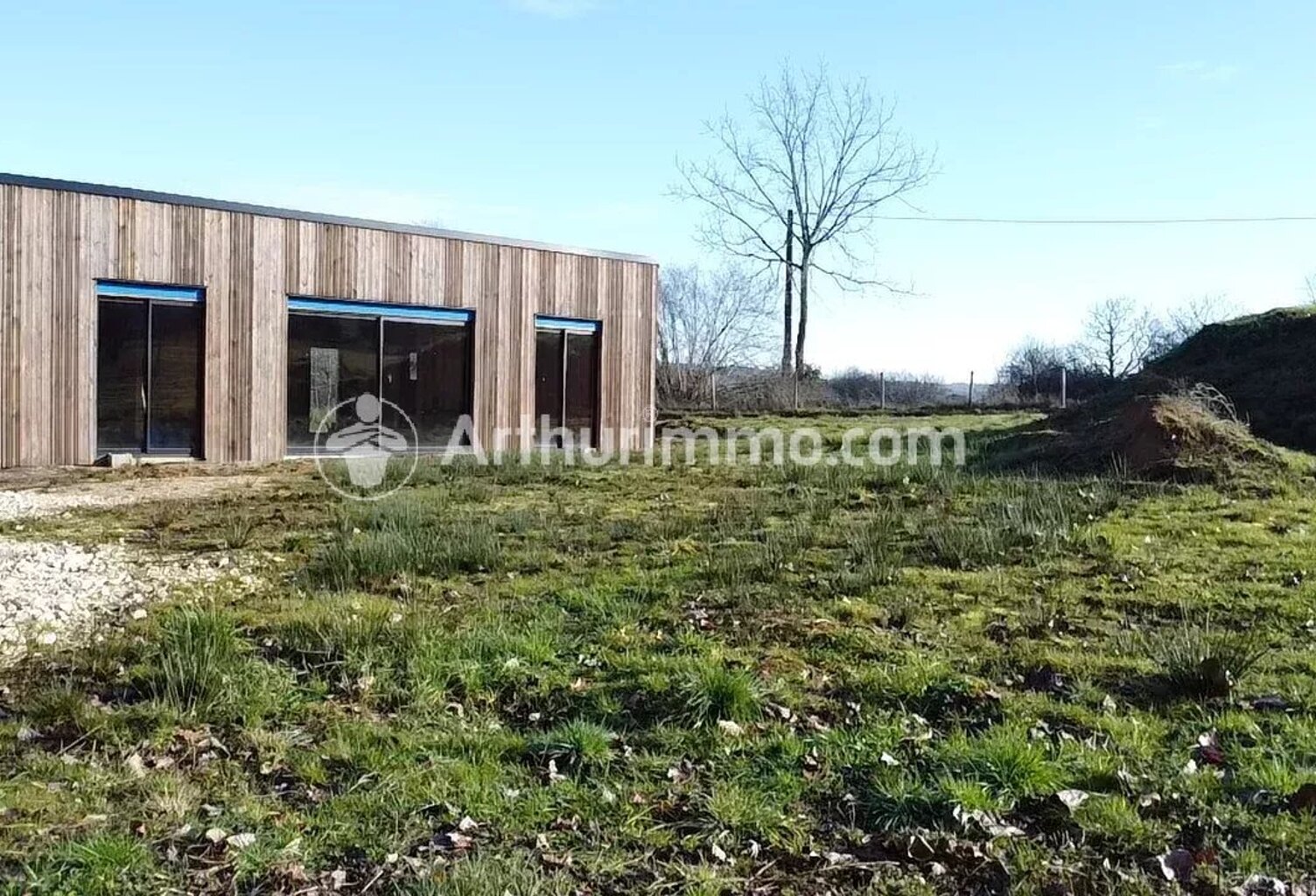 Projet avancé : terrain avec construction hors d’eau/hors d’air et dalle — photo 1