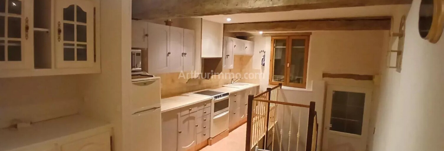 Appartement 2 Pièces 37 m² à louer à Mézel (04270)