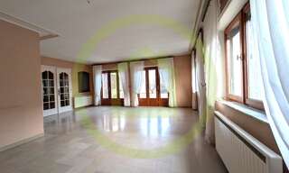 Maison 9 Pièces 239 m² à vendre à Courcelles-Chaussy (57530)