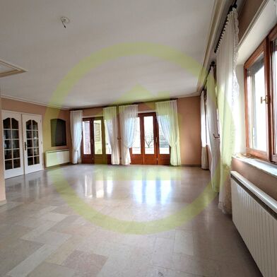 Maison 9 pièces 307000 €