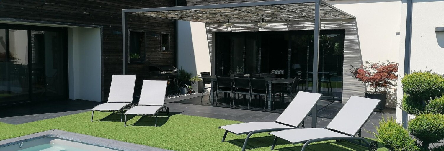 Maison 9 Pièces 220 m² à vendre à Aiffres (79230)