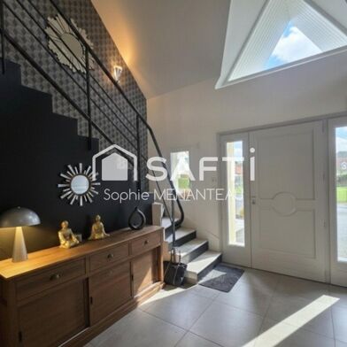 Maison 6 pièces 677500 €