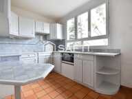 Appartement de trois pièces dans une résidence familiale et verdoyante! — photo 4