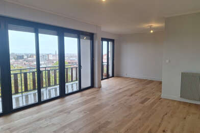 Appartement 5 pièces 1700 €