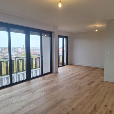 Appartement 5 pièces 1700 €