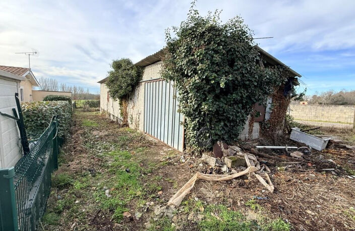 ST ANDRE DE CUBZAC TERRAIN CONSTRUCTIBLE 580 m2 AVEC BÂTIMEN — photo 3