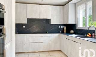 Maison 3 Pièces 90 m² à vendre à Saint-Seurin-sur-l'Isle (33660)