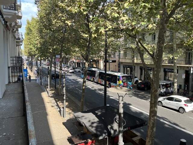 4 Pièces 1er étage avec terrasse — photo du bien