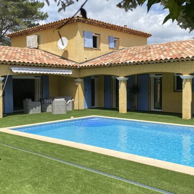 Maison 4 pièces 599000 €