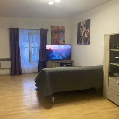 Appartement 1 pièces 490 €