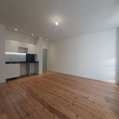 Appartement 1 pièces 450 €