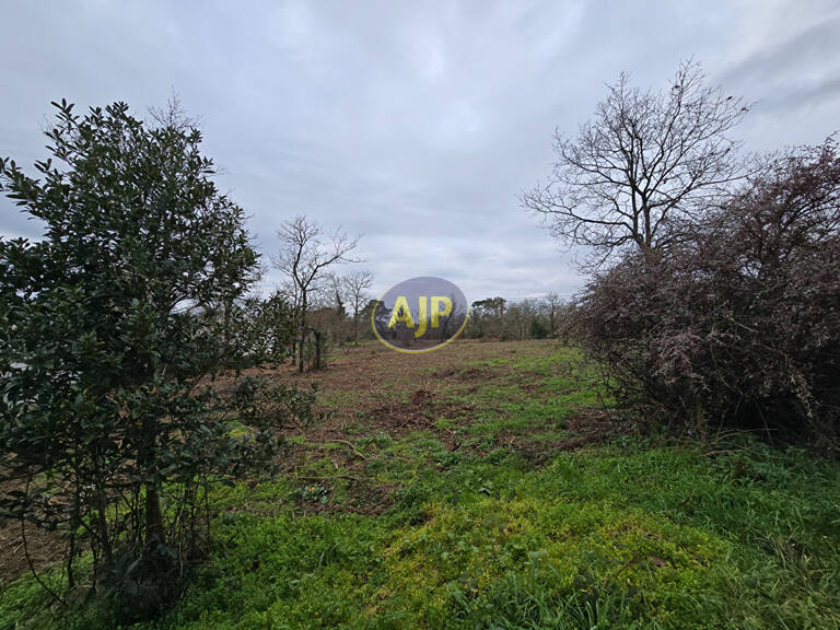 GUEMENE-PENFAO, Terrain 2672 m2 constructible — photo 1