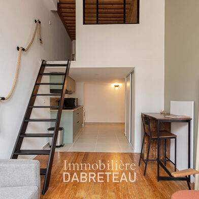 Appartement 1 pièces 853 €