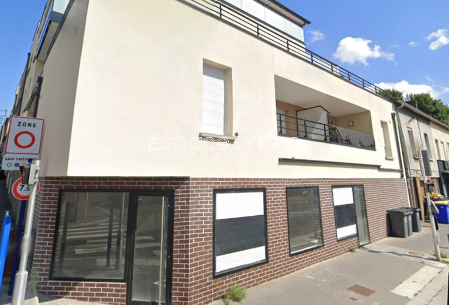 MURS COMMERCIAUX - RESERVE - BUREAUX - DEVILLE LES ROUEN - 120.49 m² — photo 1