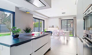 Maison 7 Pièces 198 m² à vendre à Lully (74890)