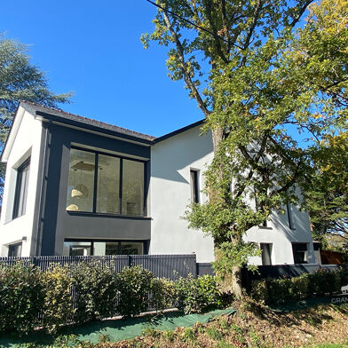 Maison 7 pièces 499000 €