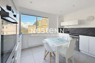 Appartement 5 pièces 1700 €