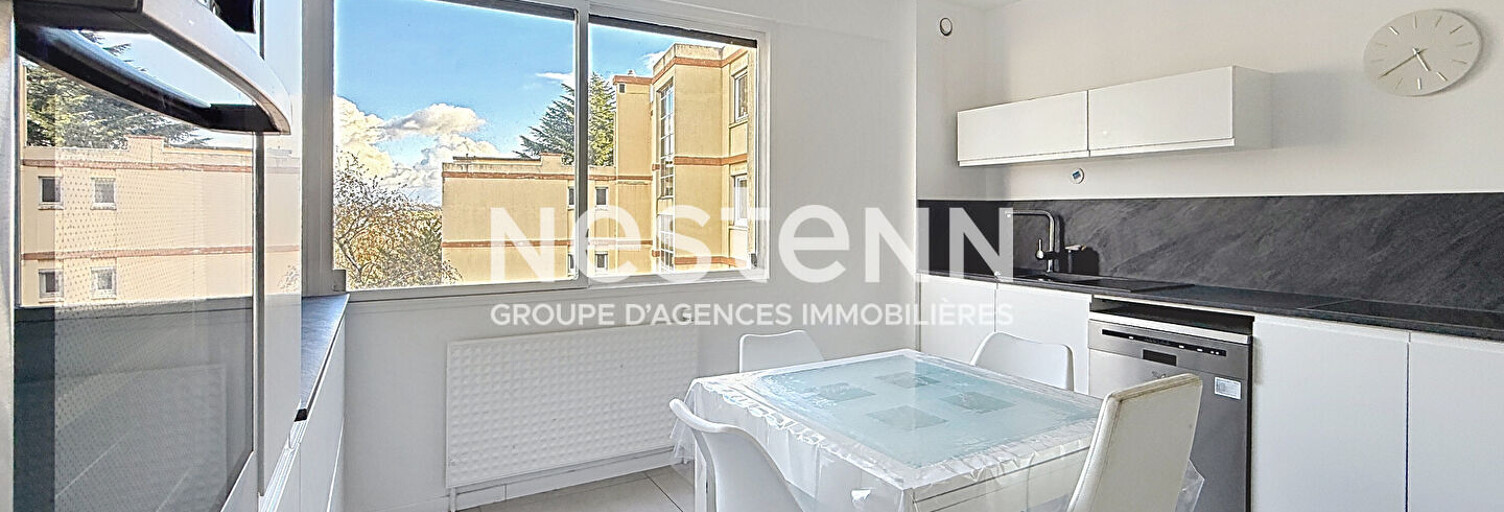 Appartement 5 Pièces 113 m² à louer à Bron (69500)