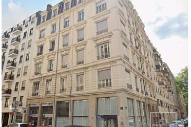 Commerce  595000 €