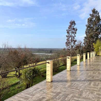 Maison 8 pièces 388000 €