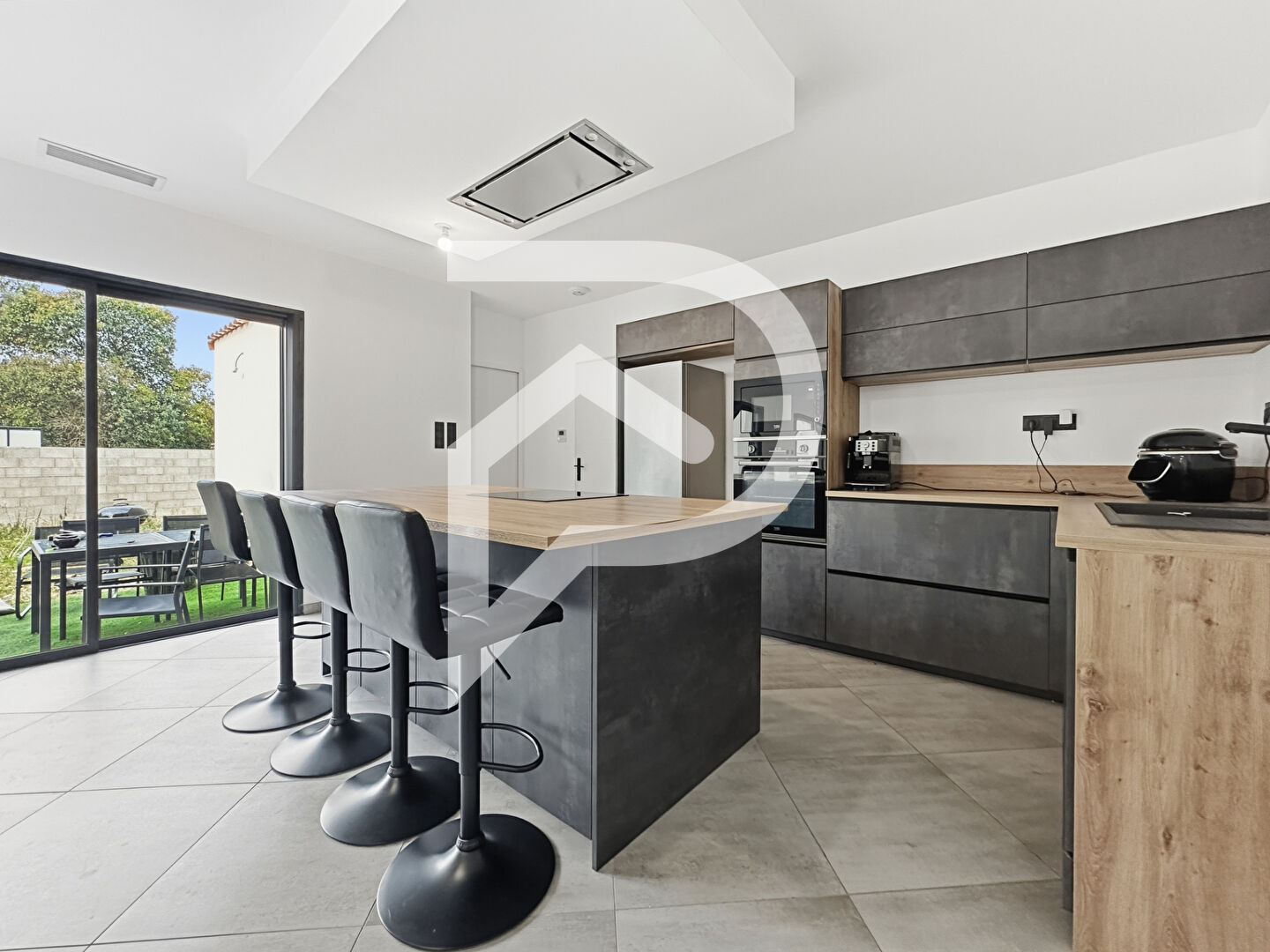 Villa / Maison  T4 à vendre Vergèze 30310