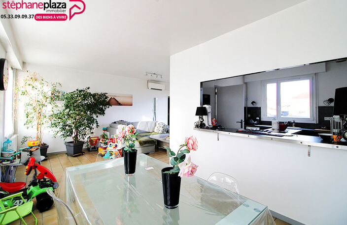 Appartement avec garage et jardin Targon 5 pièce(s) 123 m2 — photo 4