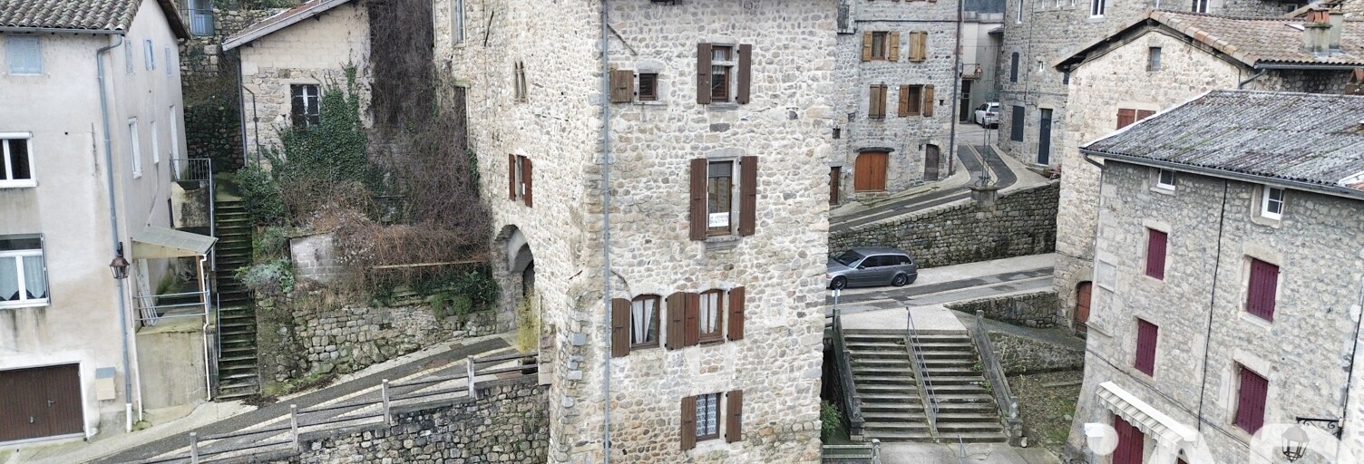 Maison 9 Pièces 116 m² à vendre à Le Cheylard (07160)