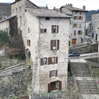 Maison 9 pièces 125000 €