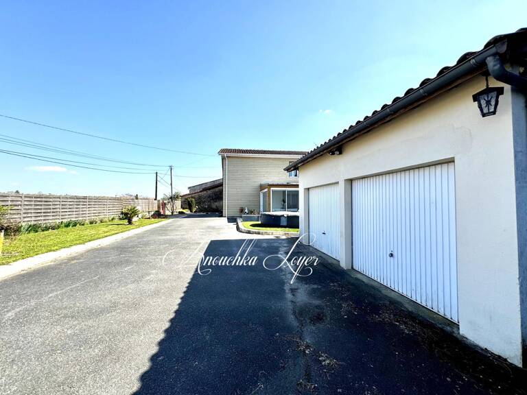 Maison 4 chambres - véranda et garage — photo 1